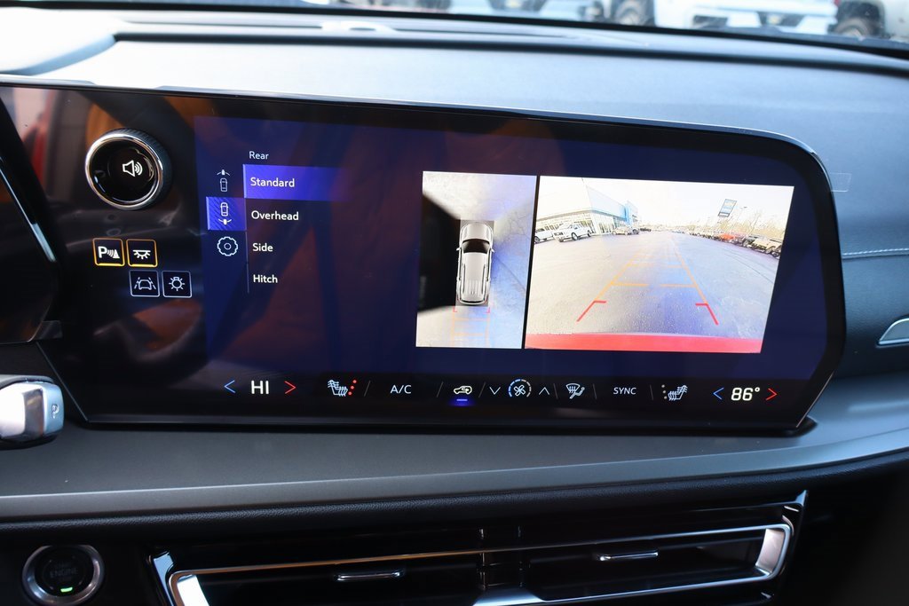 New 2026 Chevrolet Traverse LT w/ Driver Confidence Package image 10