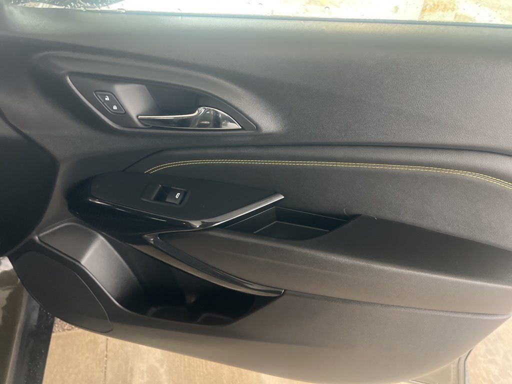 Used 2024 Chevrolet Trax ACTIV w/ Sunroof Package FWD image 22