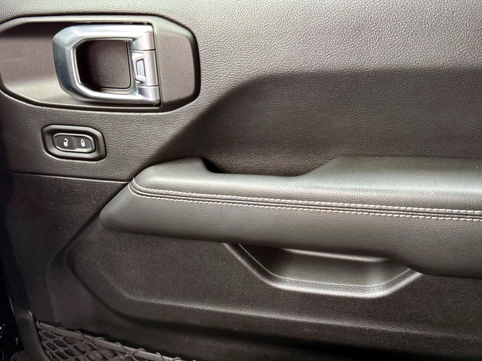 Used 2023 Jeep Wrangler Unlimited Sahara w/ Cold Weather Group image 20