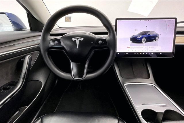 Used 2022 Tesla Model 3 Long Range AWD/4WD image 4