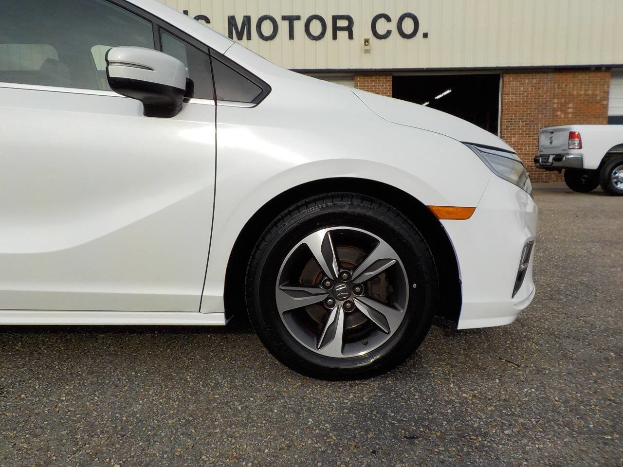 Used 2020 Honda Odyssey Touring image 9