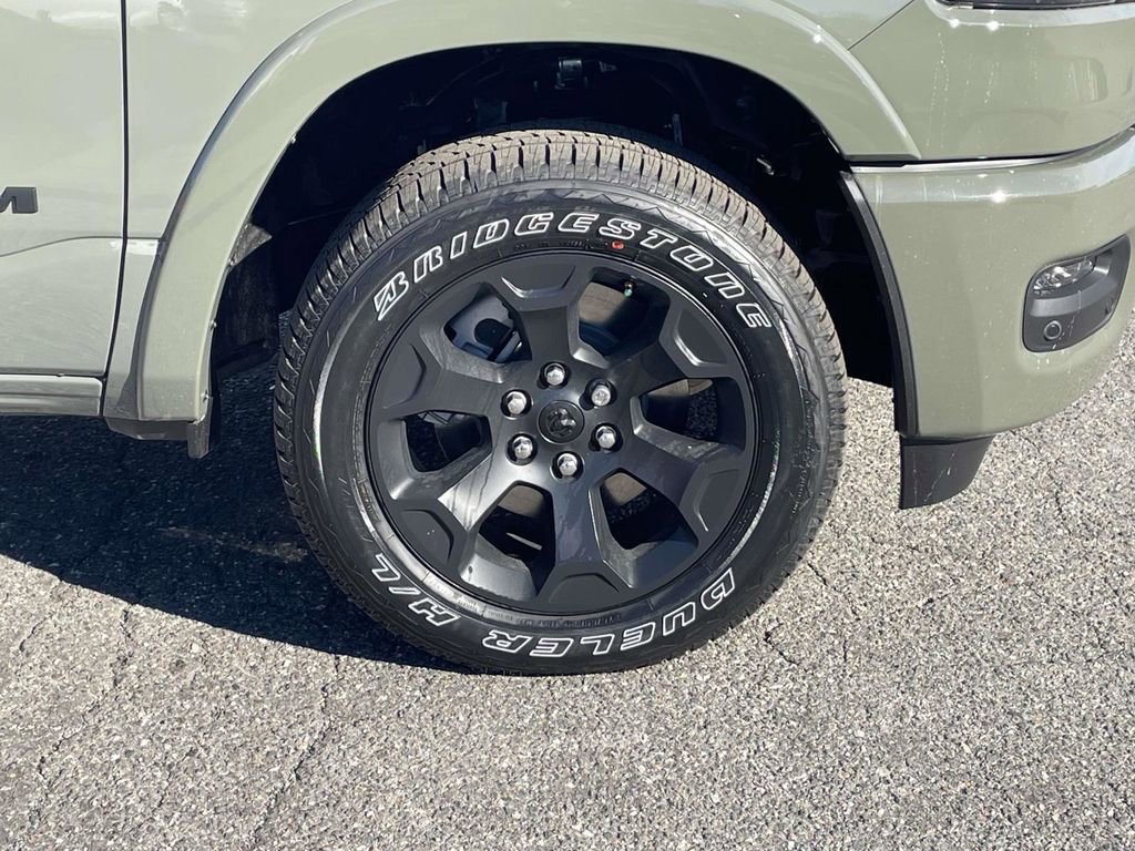 New 2026 RAM 1500 Big Horn AWD/4WD image 12