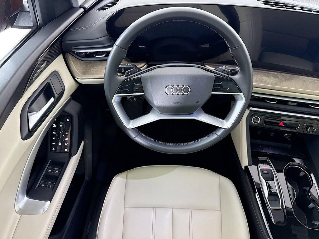 Used 2025 Audi Q5 Premium w/ Premium Plus AWD/4WD image 10
