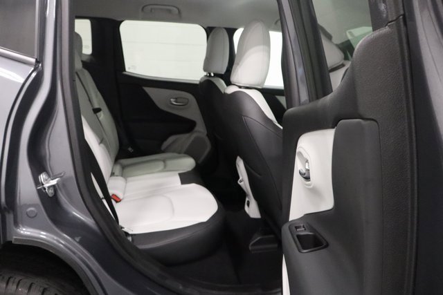 Certified 2022 Jeep Renegade Limited image 16