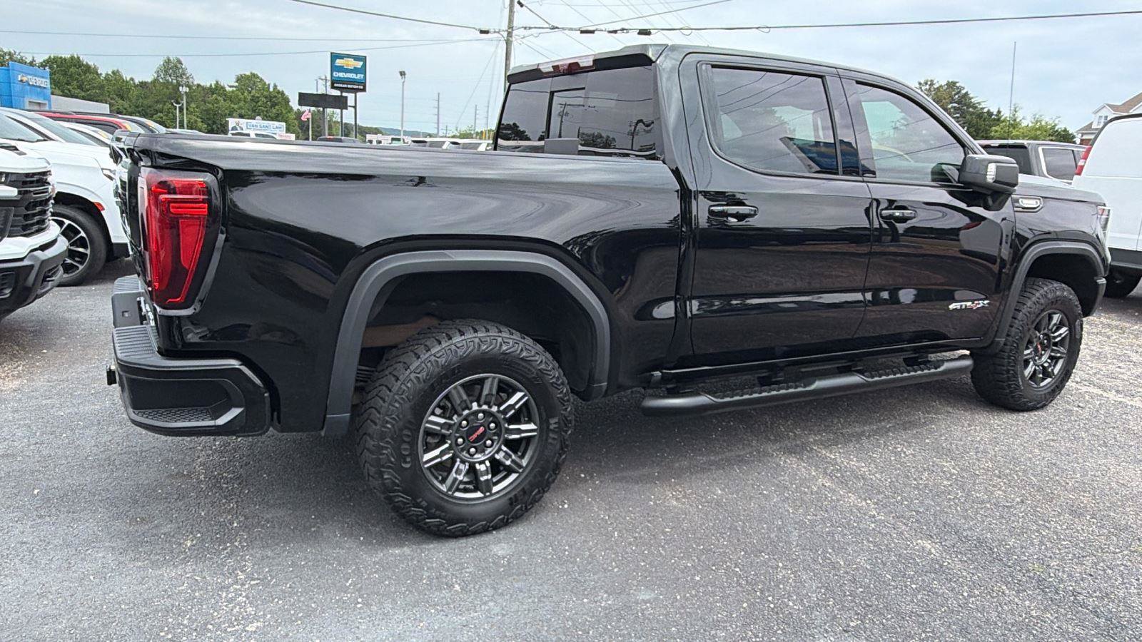Used 2024 GMC Sierra 1500 AT4X AWD/4WD image 5