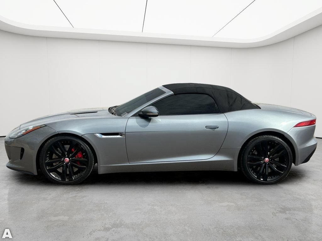 Used 2015 Jaguar F-TYPE S RWD image 3