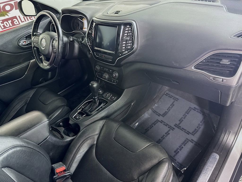 Used 2020 Jeep Cherokee Limited AWD/4WD image 32
