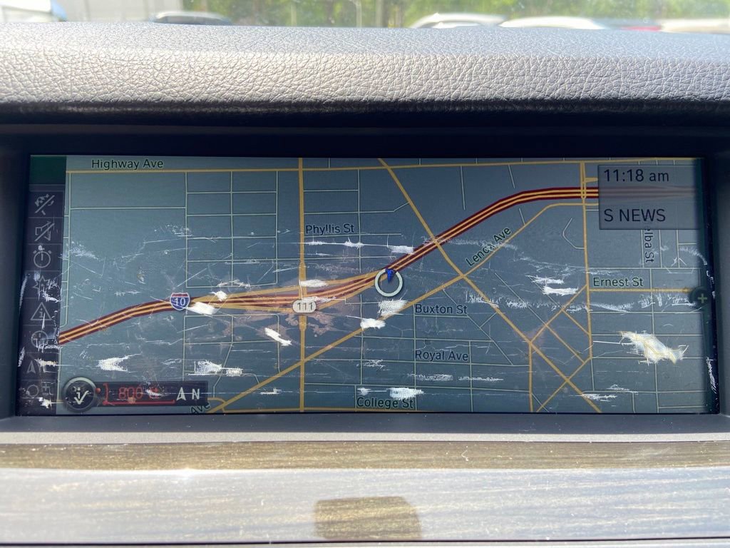 Used 2011 BMW 550i xDrive Sedan AWD/4WD image 30