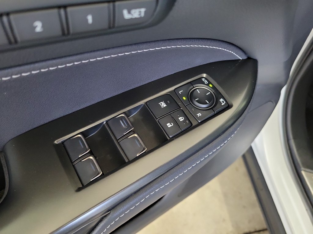 Used 2024 Lexus NX 250 FWD image 21