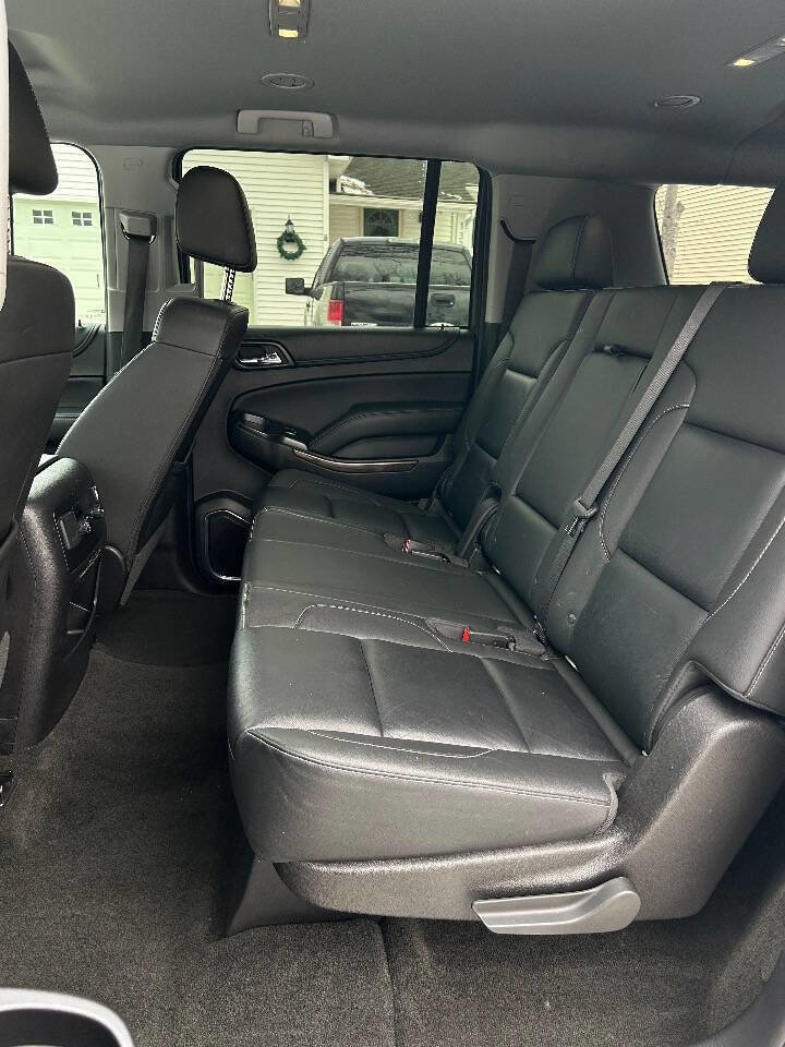 Used 2018 Chevrolet Suburban LT AWD/4WD image 14