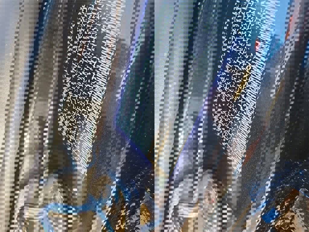 Certified 2024 Porsche Macan S image 17