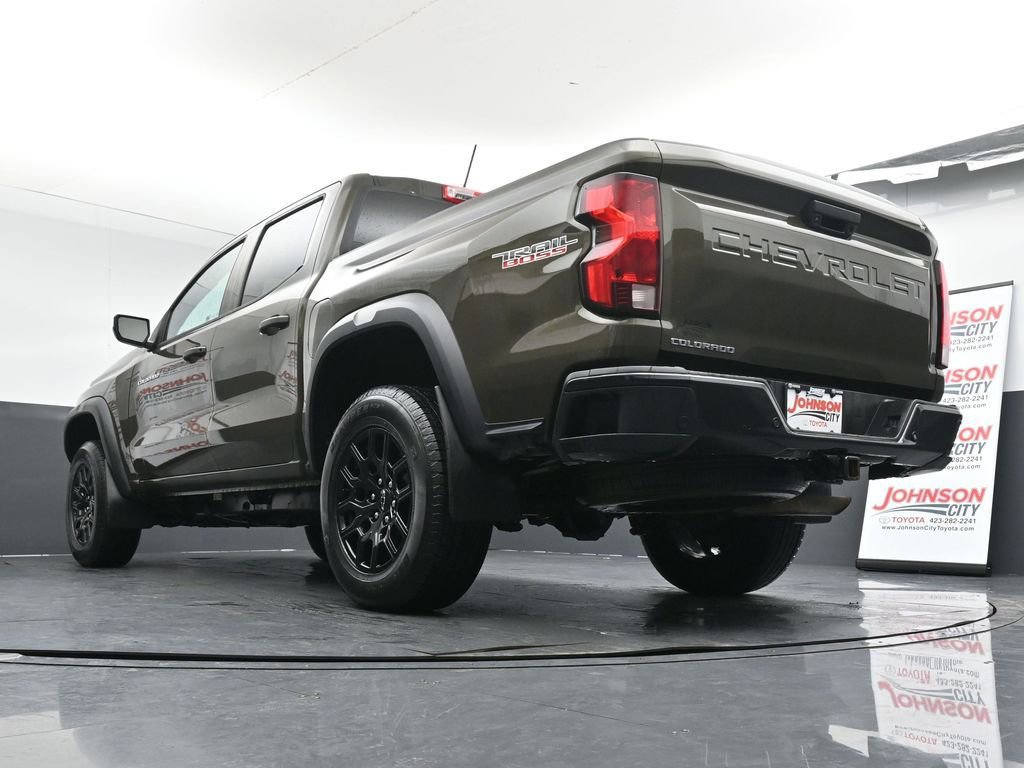 Used 2023 Chevrolet Colorado Trail Boss AWD/4WD image 35