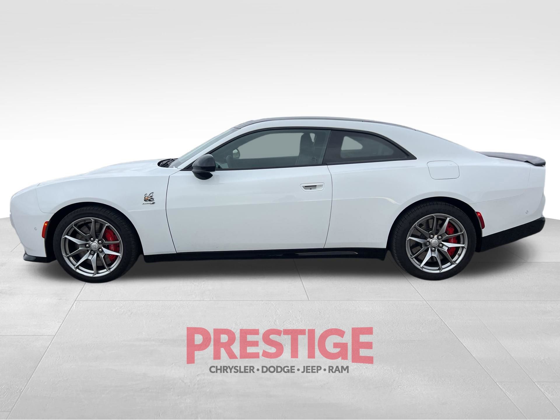 Used 2025 Dodge Charger R/T Scat Pack w/ Track Pack image 10