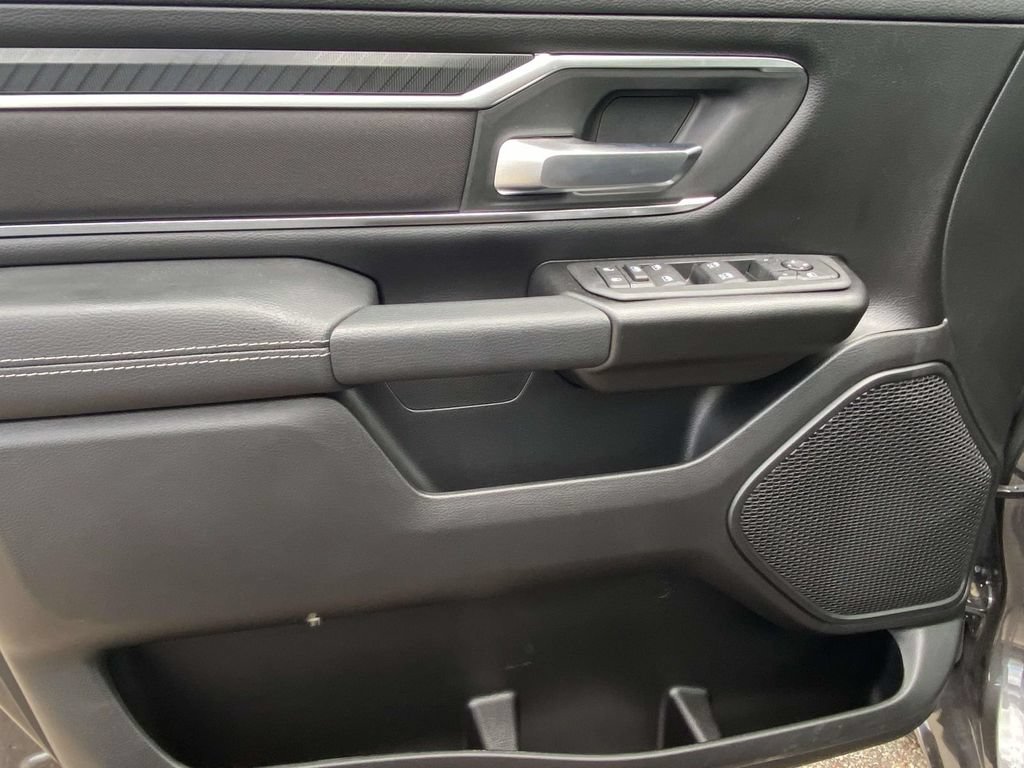 New 2026 RAM 1500 Big Horn AWD/4WD image 14