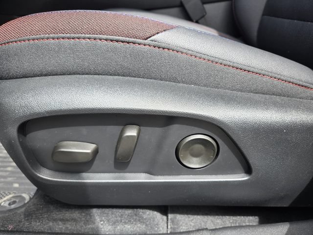 New 2026 Chevrolet Equinox RS w/ Safety and Technology Package AWD/4WD image 11