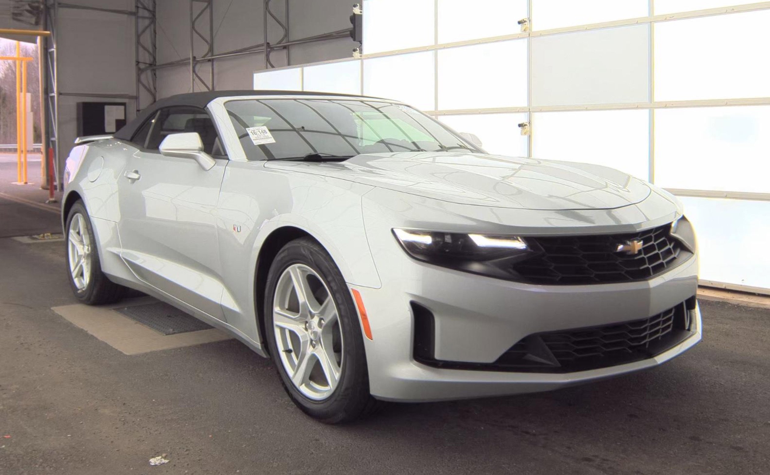 Used 2019 Chevrolet Camaro LT image 3