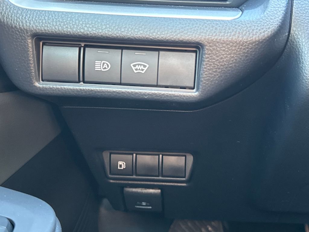 New 2026 Toyota Prius LE FWD image 25