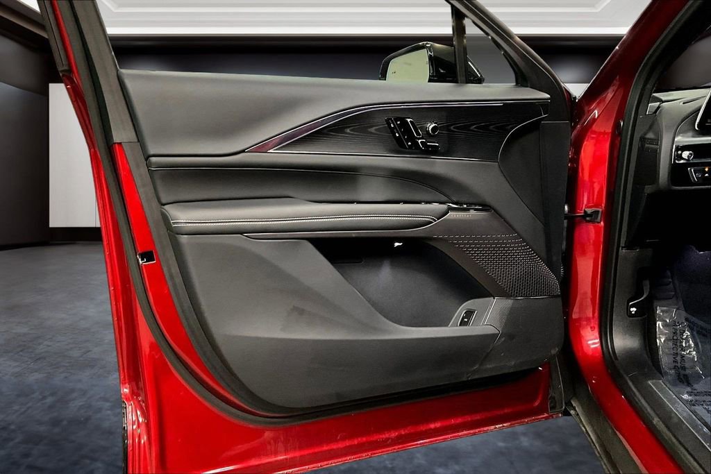 Certified 2024 Cadillac Lyriq Sport AWD/4WD image 20