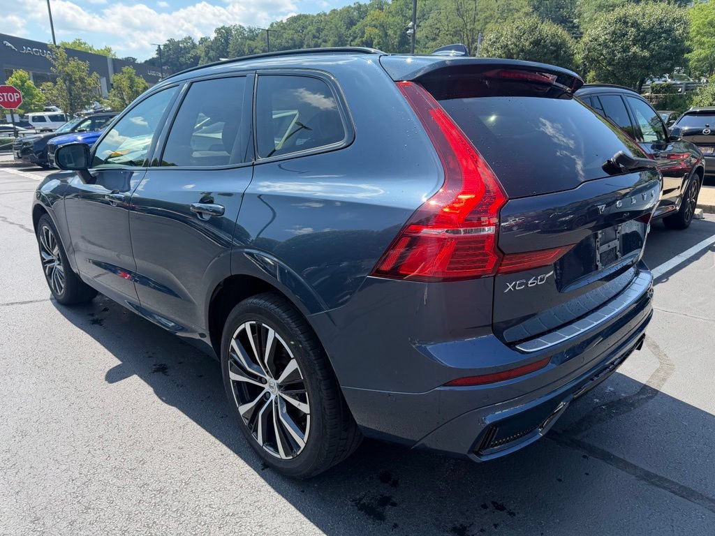 Used 2023 Volvo XC60 B5 Plus w/ Climate Package AWD/4WD image 2