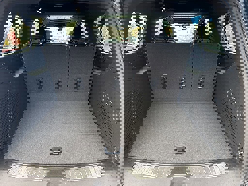 New 2026 Chevrolet Suburban High Country w/ Sun And Tow Package image 33