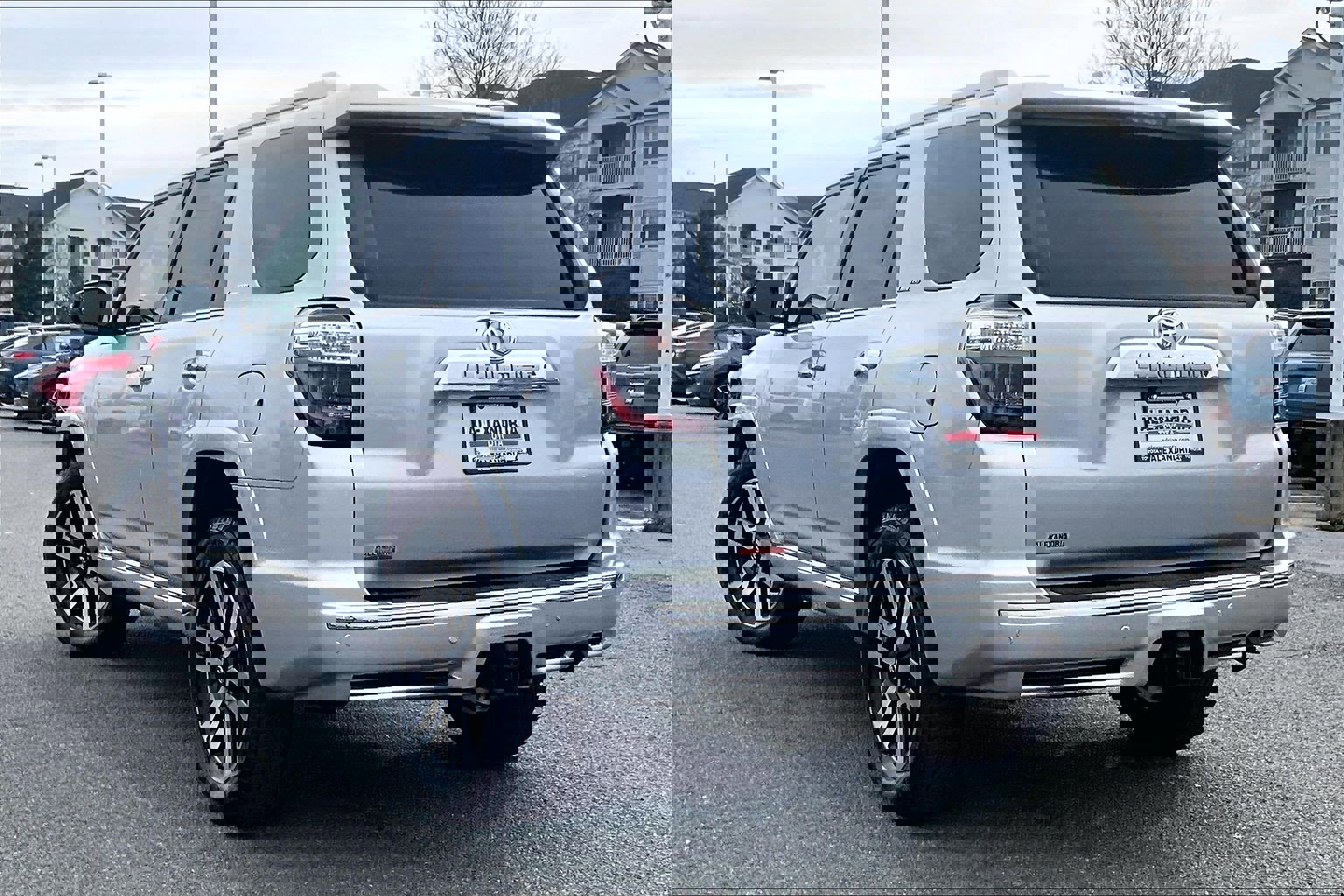 Used 2020 Toyota 4Runner Limited image 11