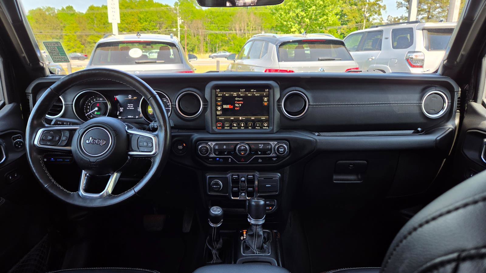 Used 2023 Jeep Wrangler Sahara w/ Cold Weather Group image 58