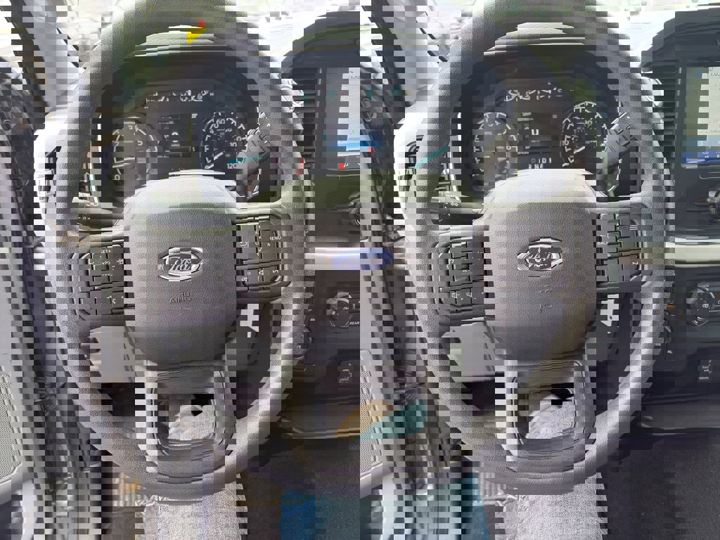 Used 2023 Ford F150 XLT w/ Trailer Tow Package image 13