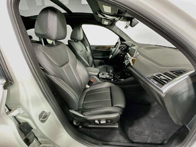 Used 2024 BMW X3 xDrive30i AWD/4WD image 29