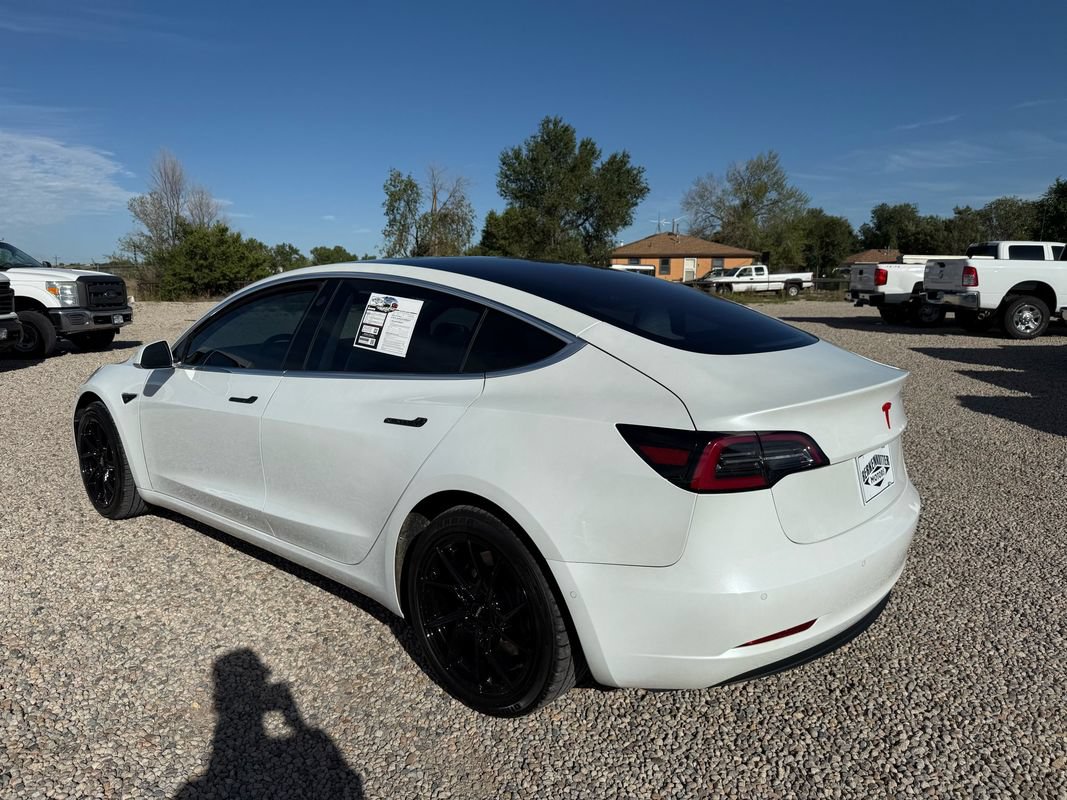 Used 2018 Tesla Model 3 Mid Range RWD image 7