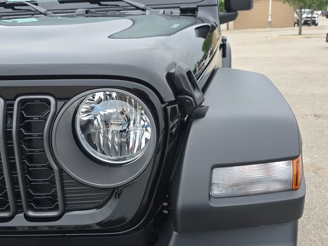 Used 2026 Jeep Wrangler Sport AWD/4WD image 31