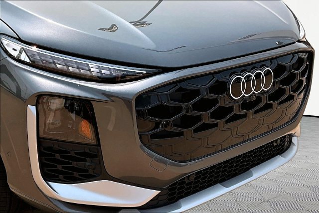 New 2026 Audi Q3 quattro 2.0T AWD/4WD image 30