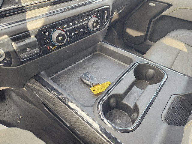 Used 2025 Chevrolet Silverado 2500 ZR2 w/ Technology Package image 54