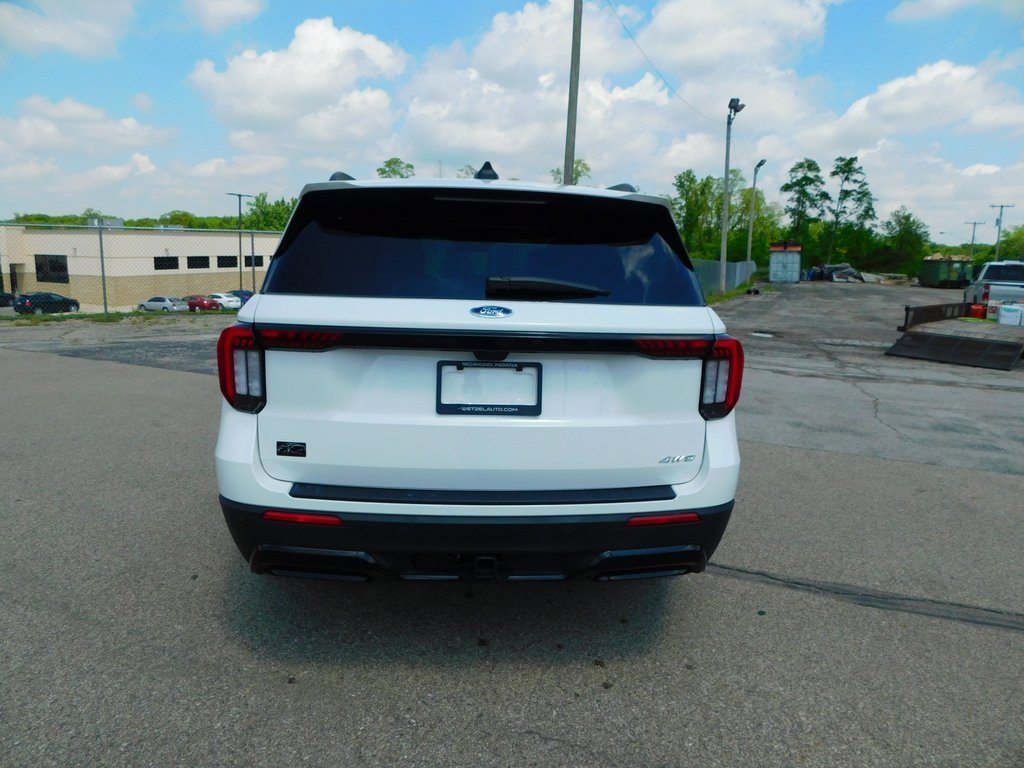 New 2025 Ford Explorer ST-Line w/ Premium Package image 4