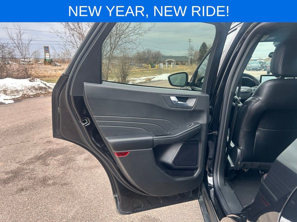 Certified 2024 Ford Escape ST-Line w/ Tech Pack #1 image 18