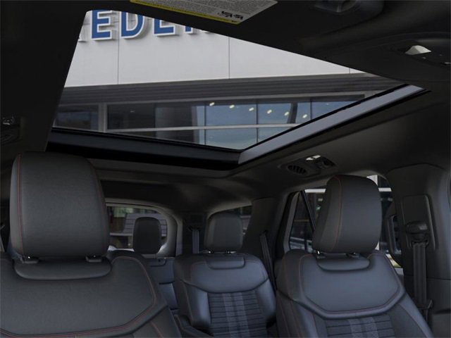 New 2026 Ford Explorer ST-Line w/ ST-Line Street Pack image 22