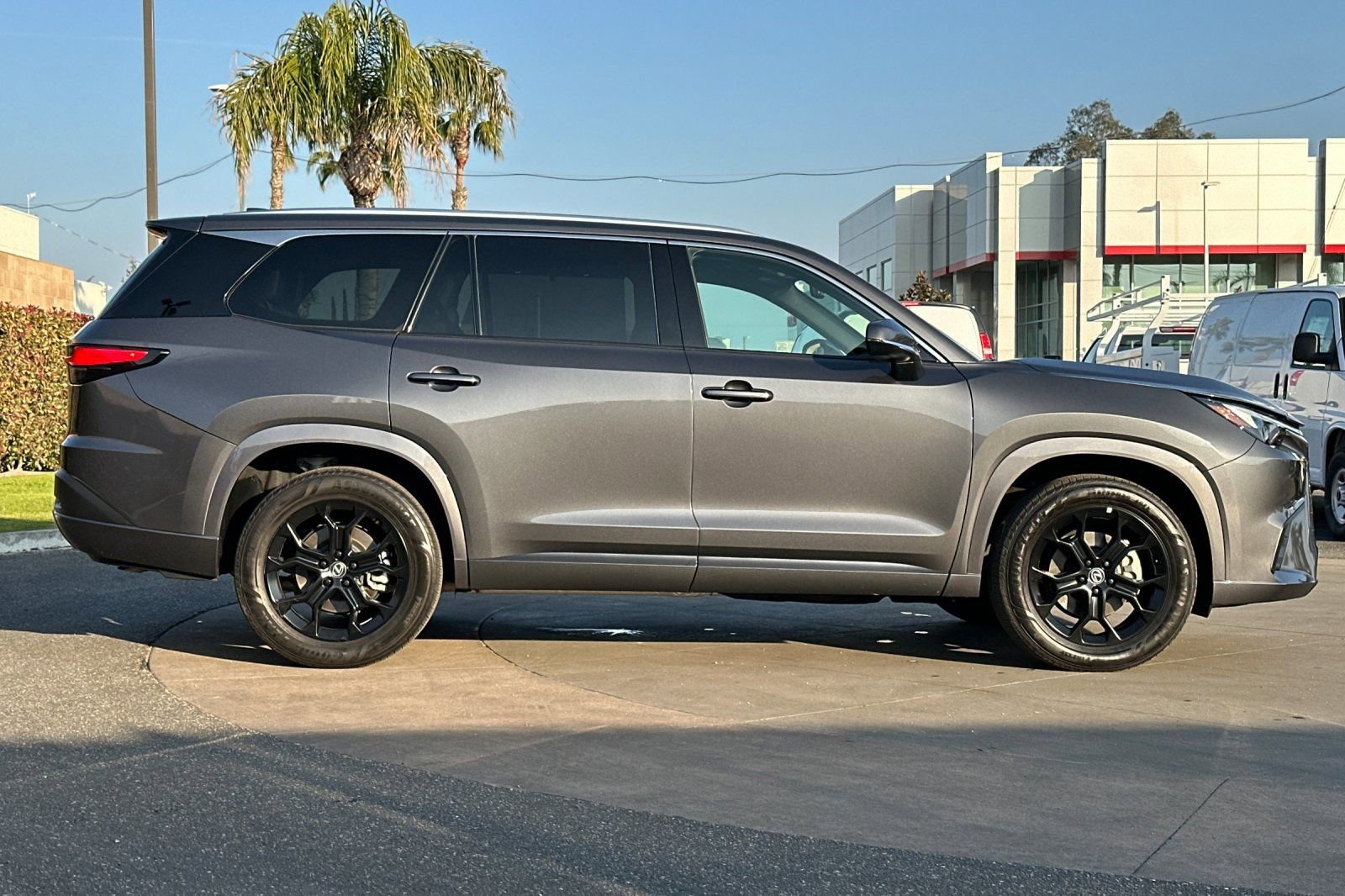 Used 2024 Lexus TX 350 FWD image 3