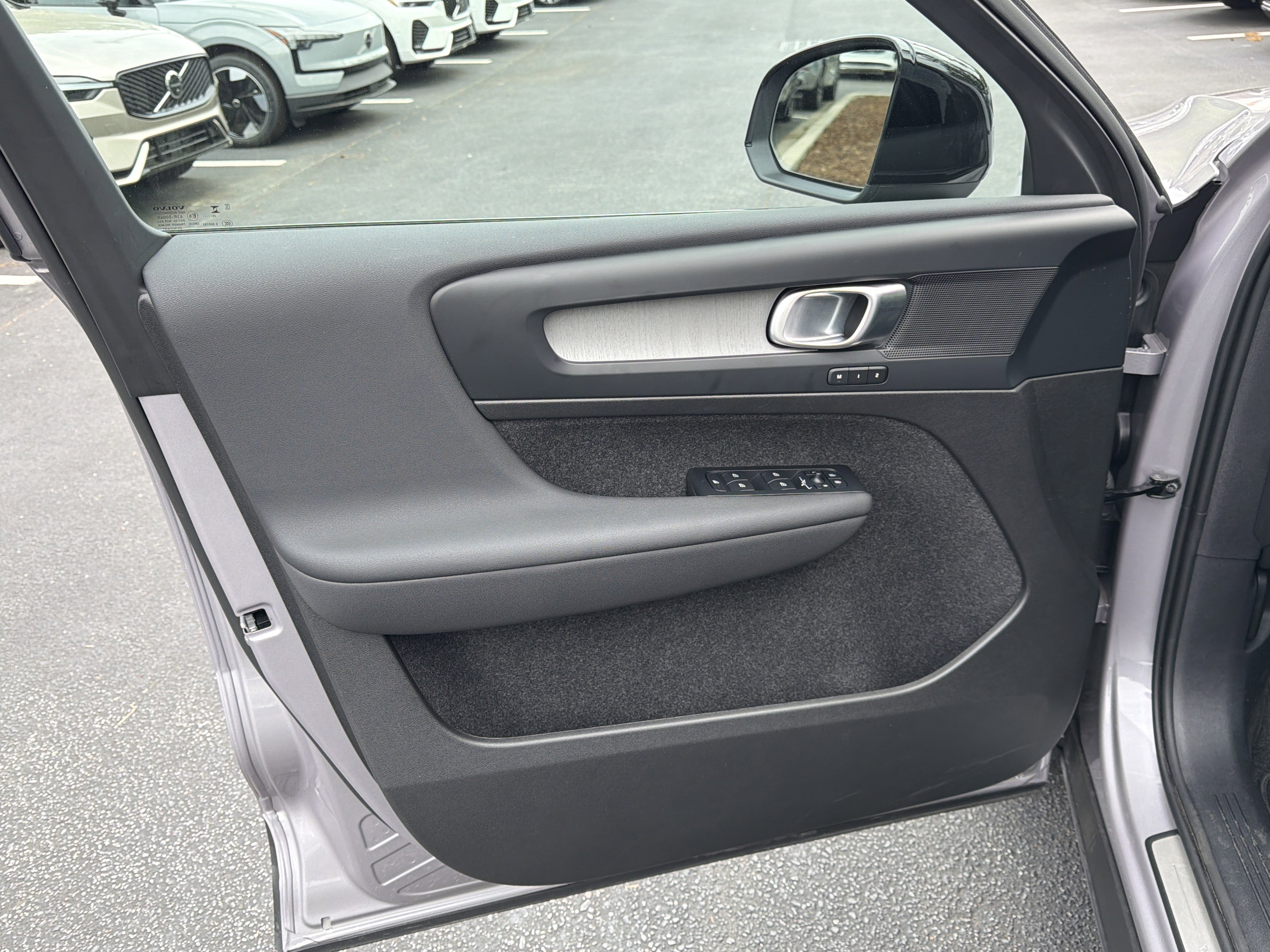 Used 2026 Volvo XC40 B5 Plus w/ Protection Package Premier image 14