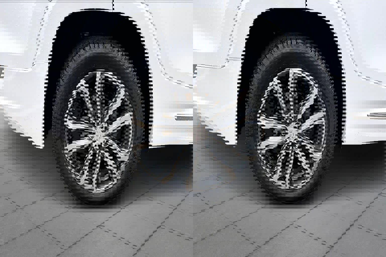 Used 2020 GMC Terrain Denali w/ Denali Premium Package image 11