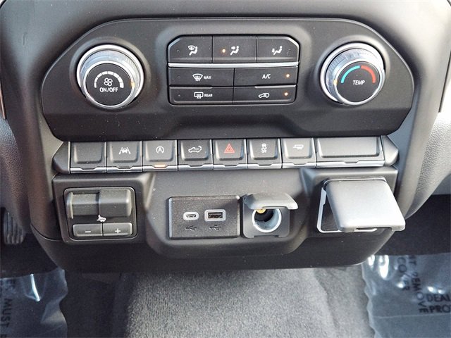 Used 2026 Chevrolet Silverado 1500 Custom w/ Turbomax Blackout Package RWD image 21