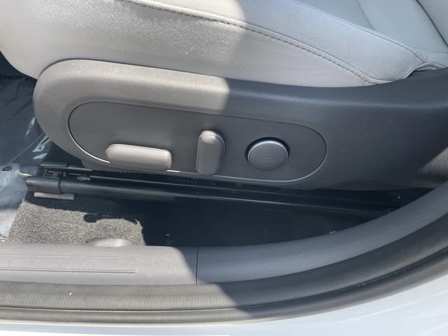 Used 2025 Hyundai Kona SEL AWD/4WD image 22