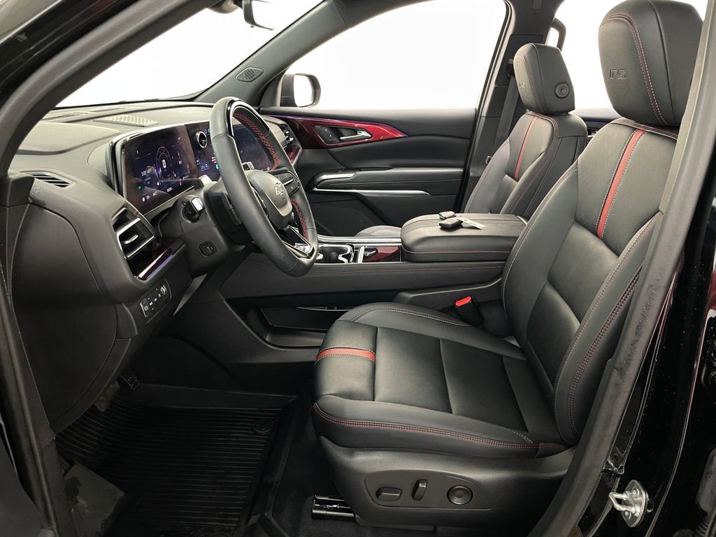 Certified 2024 Chevrolet Traverse RS image 10