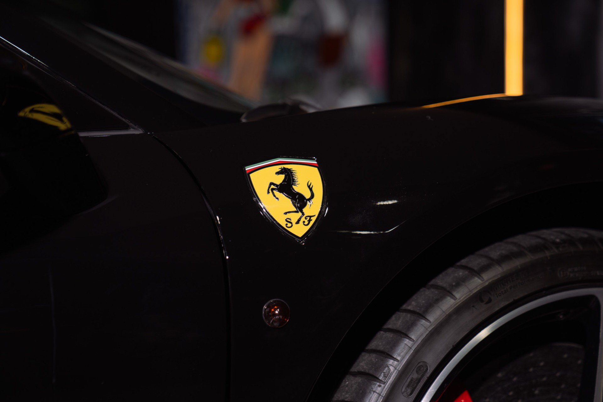 Used 2014 Ferrari 458 Spider RWD image 18