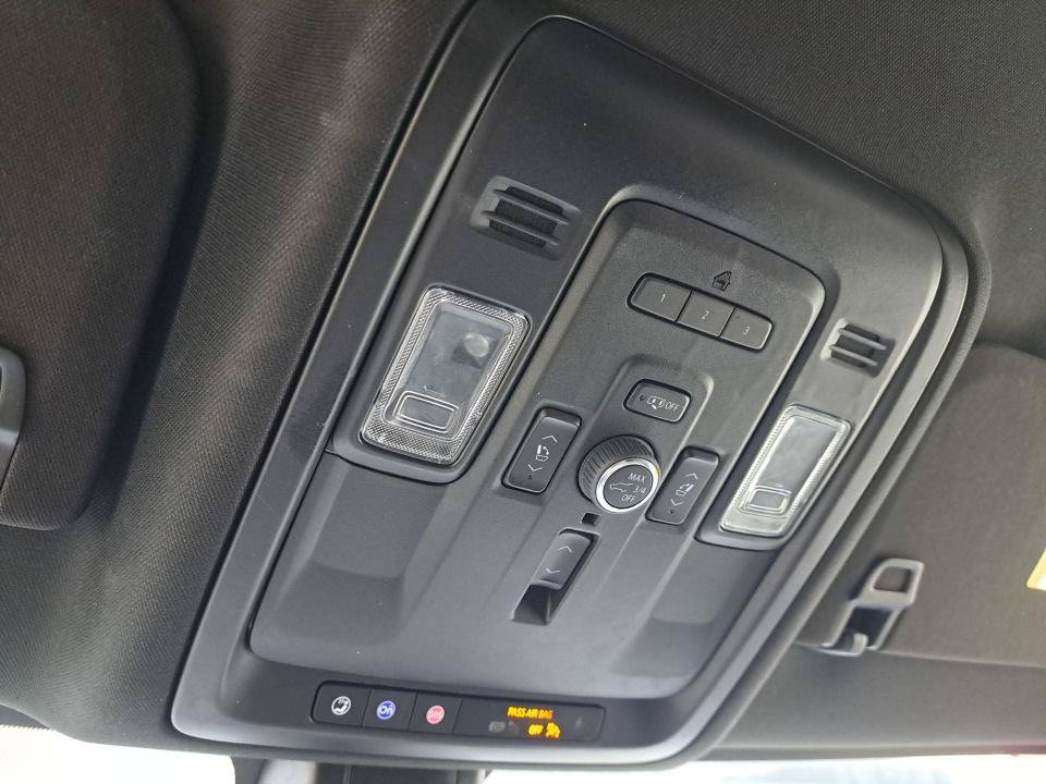 Used 2022 GMC Yukon Denali AWD/4WD image 35