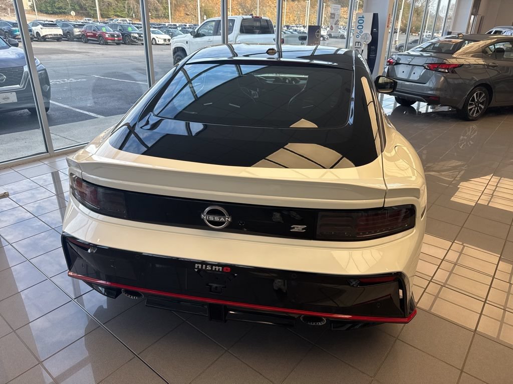 New 2026 Nissan Z NISMO w/ Floor Mat Package RWD image 4