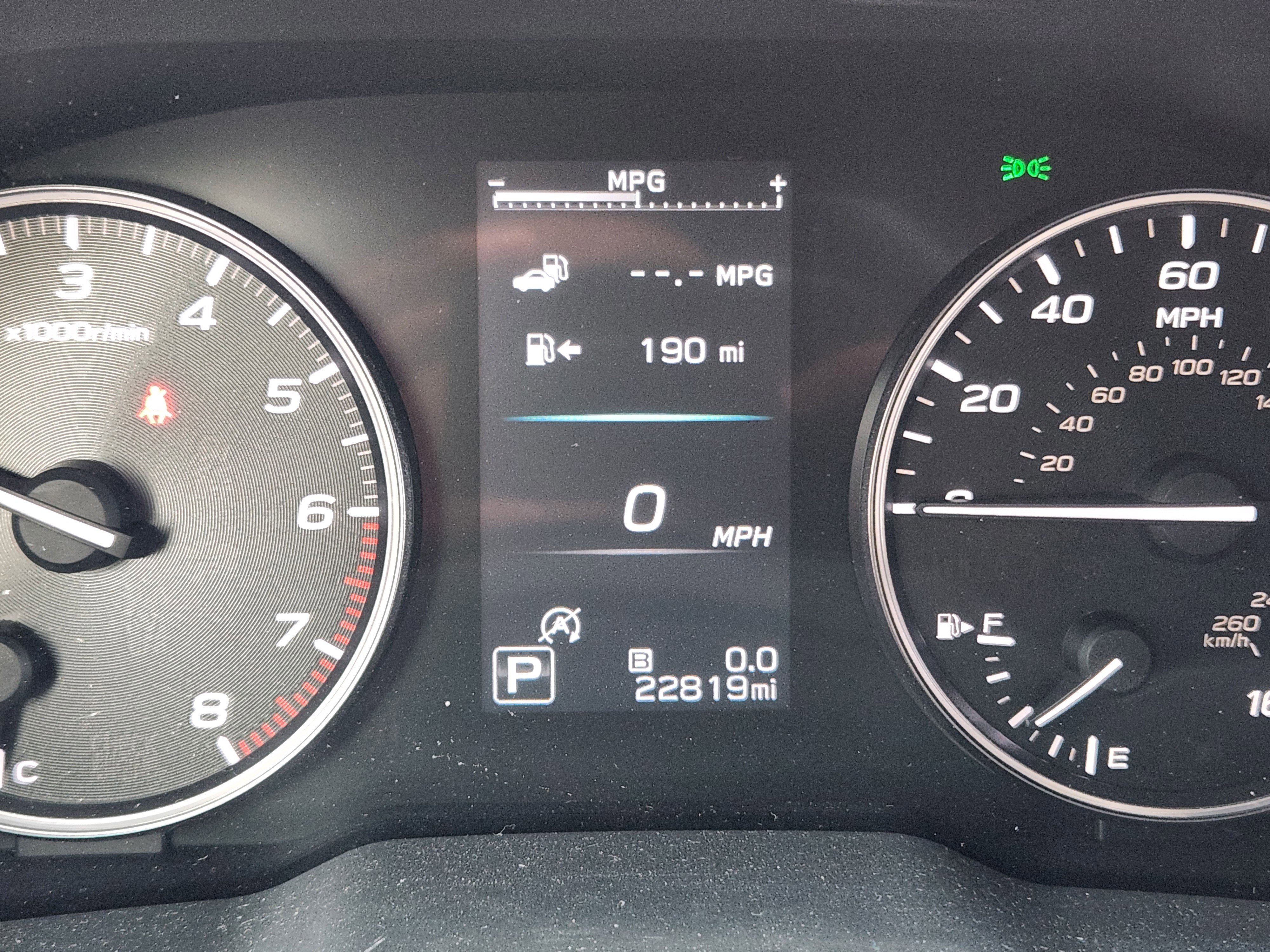 Used 2020 Subaru Outback Premium image 9