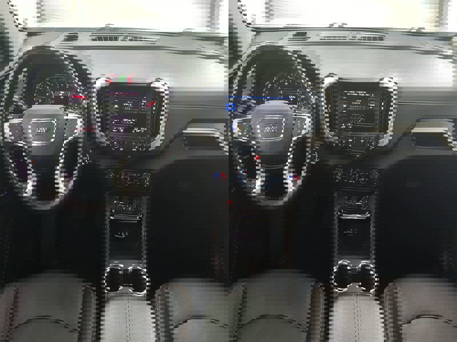 Used 2021 GMC Terrain SLT image 15