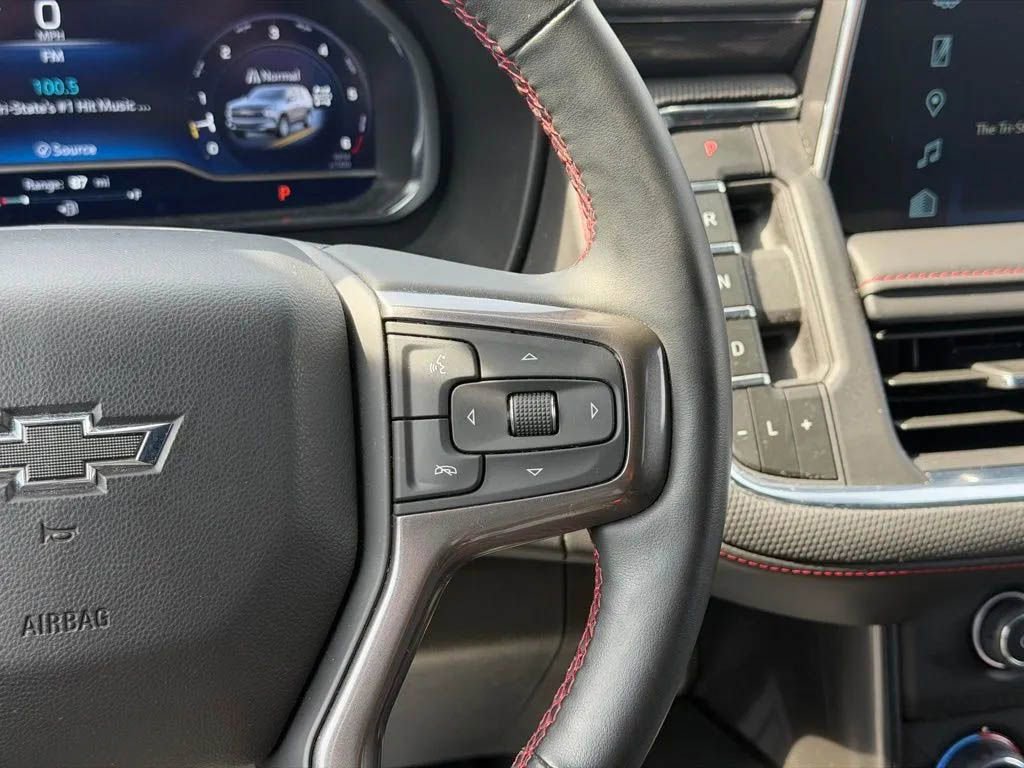 Used 2024 Chevrolet Tahoe RST w/ Luxury Package AWD/4WD image 17