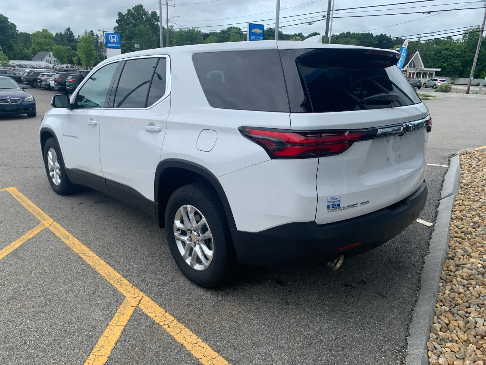 Certified 2023 Chevrolet Traverse LS w/ Safety Package AWD/4WD image 4