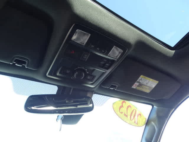 Used 2023 Toyota Tacoma TRD Off-Road w/ TRD Premium Off Road Package image 35