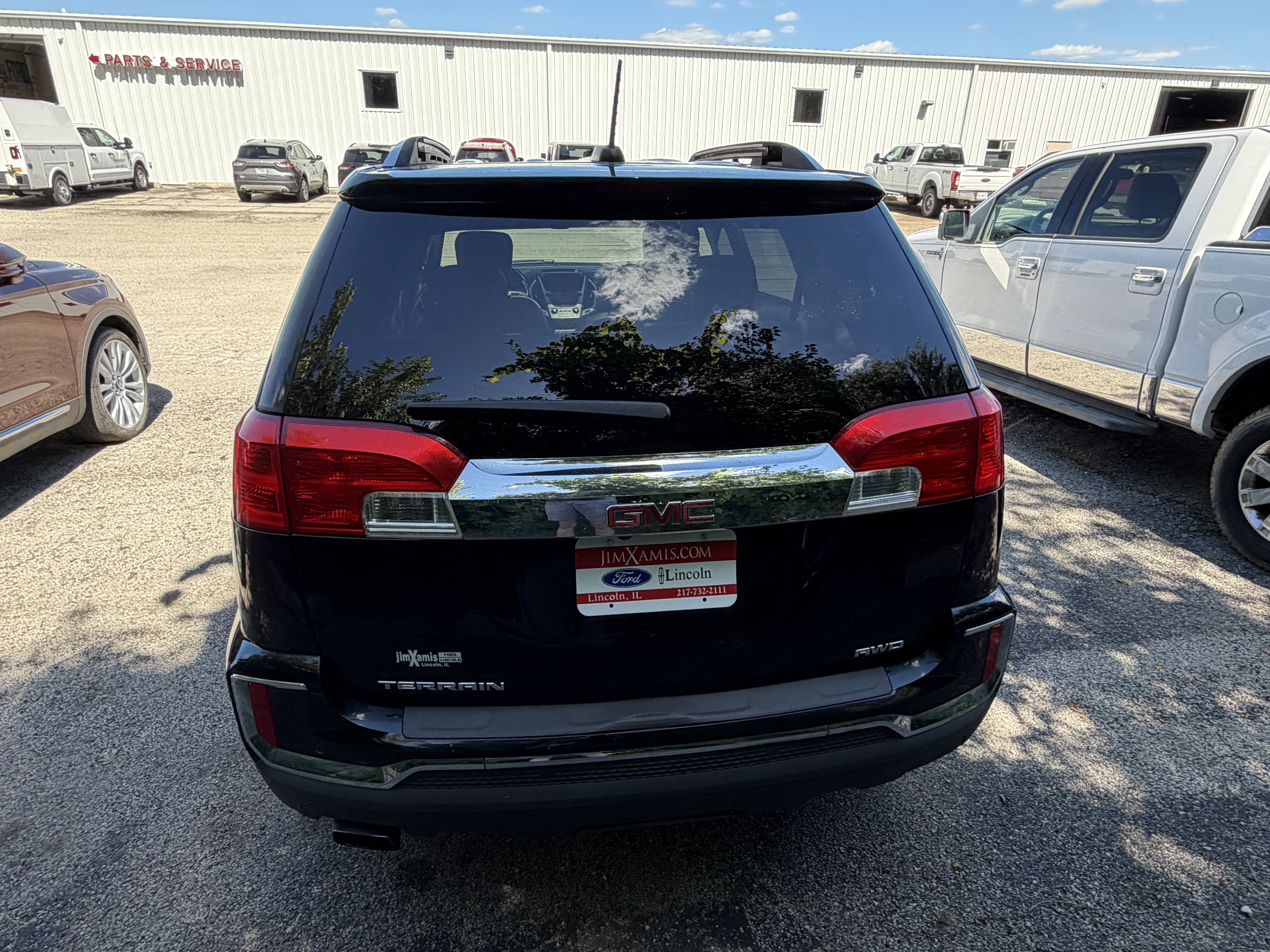 Used 2017 GMC Terrain SLT w/ Open Road Package AWD/4WD image 6